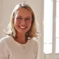 Angéla Buchfeld, FEINGEFÜHL – Farb- und Persönlichkeitsberatung, Portrait